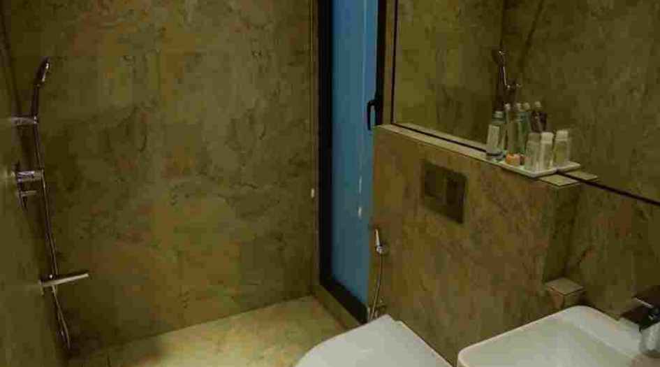 Prescon-Midtown-Bay-Actual-Flat-2-BHK-Common-Bathroom